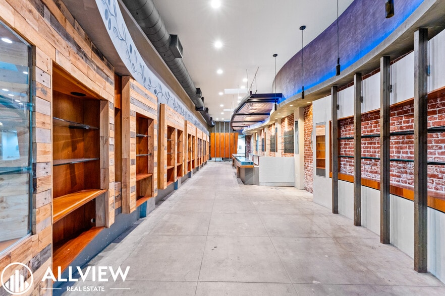 More Photos Of 265 Forest Ave, Laguna Beach Freestanding For Lease