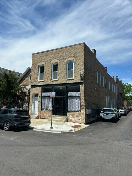 More Photos Of 1616 W 18th Pl, Chicago Apartments For Sale