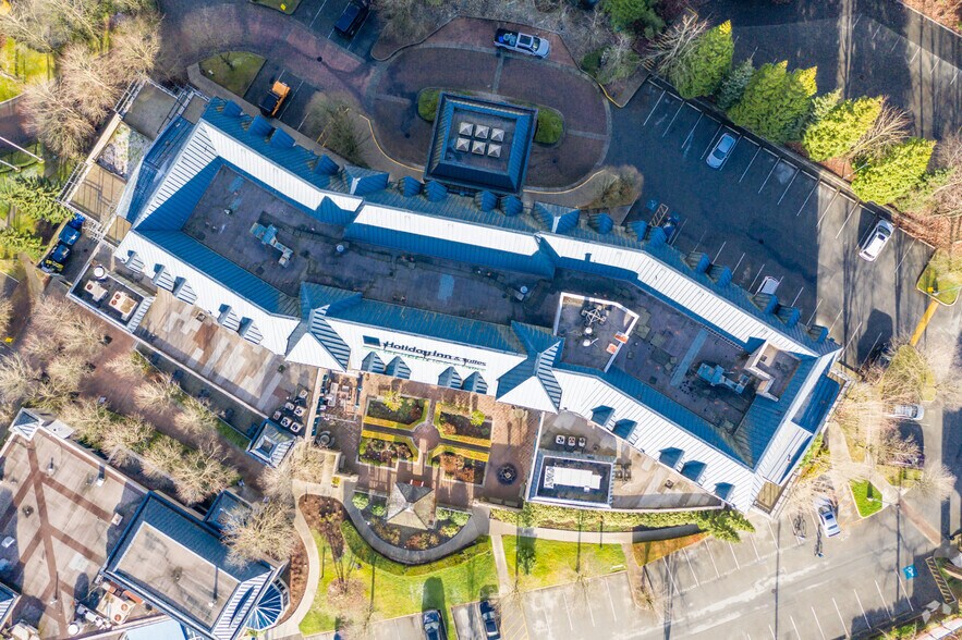 More Photos Of 700 Old Lillooet Rd, North Vancouver Hotel For Lease