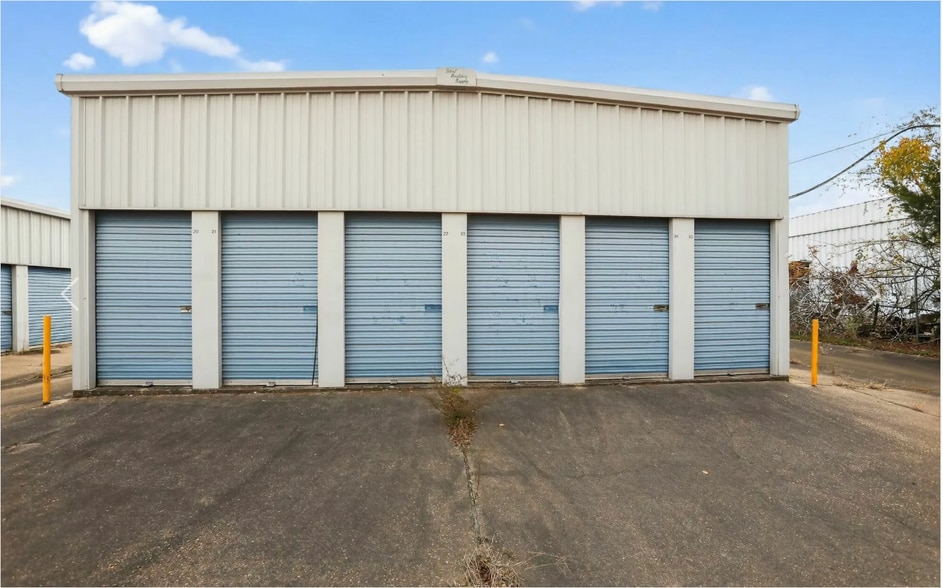 More Photos Of 3705 N West St, Jackson Self Storage For Sale