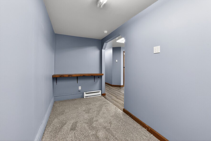 More Photos Of 464 Main St, New Milford Storefront Retail Office For Sale