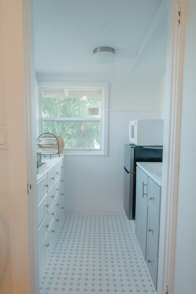 More Photos Of 1443 19th Pl, Vero Beach Specialty For Sale