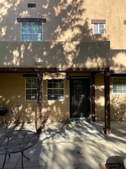 More Photos Of 1804 E College Blvd, Roswell General Retail For Sale