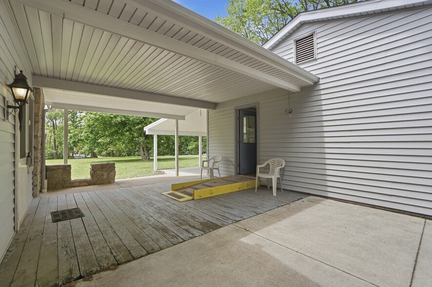 More Photos Of 2996 Millville Shandon Rd, Hamilton Specialty For Sale