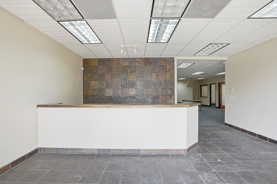 More Photos Of , Santa Maria General Retail For Sale