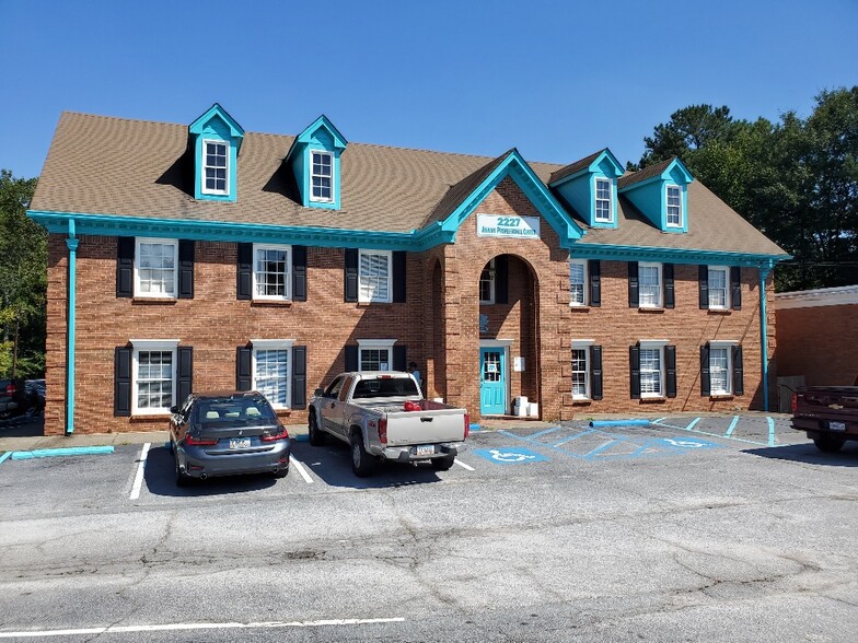 Primary Photo Of 2227 Idlewood Rd, Tucker Medical For Lease