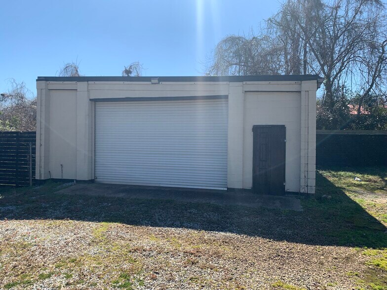 More Photos Of 1819 W Whitner St, Anderson Office For Sale