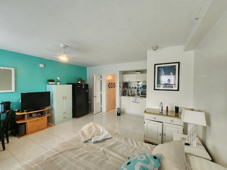 More Photos Of 3801 Indian Creek Dr, Miami Beach Apartments For Sale