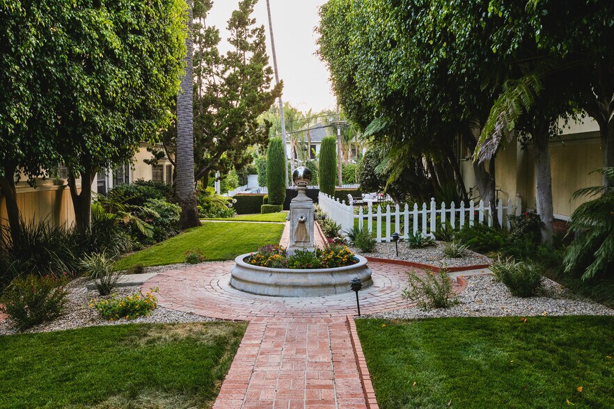 More Photos Of 1718-1726 N Vista St, Los Angeles Apartments For Sale