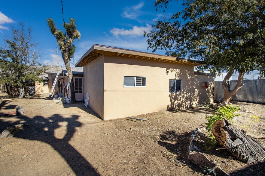 More Photos Of 55267 29 Palms Hwy, Yucca Valley Office Residential For Sale