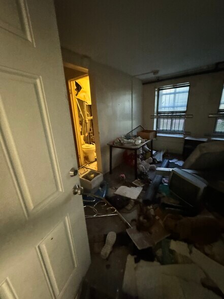 More Photos Of 7456 S Shore Dr, Chicago Apartments For Sale