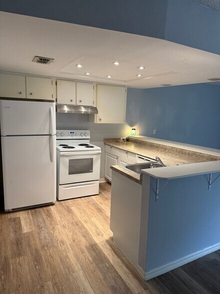 More Photos Of 765 N Gardenview Ter, Crystal River Apartments For Sale