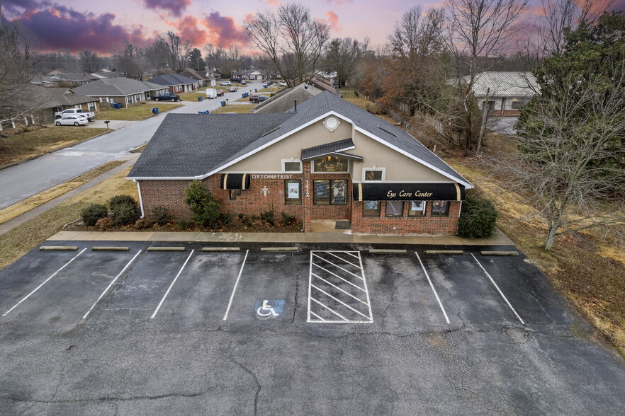 More Photos Of 1412 Se 14th St, Bentonville Medical For Lease