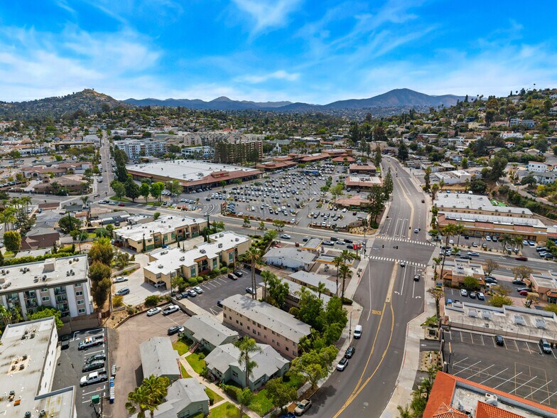 More Photos Of 7940 La Mesa Blvd, La Mesa Office For Lease