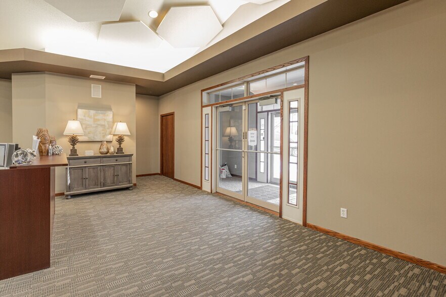 More Photos Of 9538 E 16 Frontage Rd, Onalaska Medical For Lease