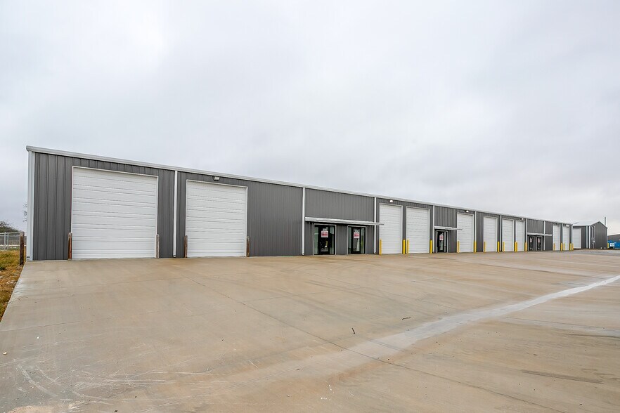 More Photos Of 6625 N FM 157, Venus Unknown For Lease