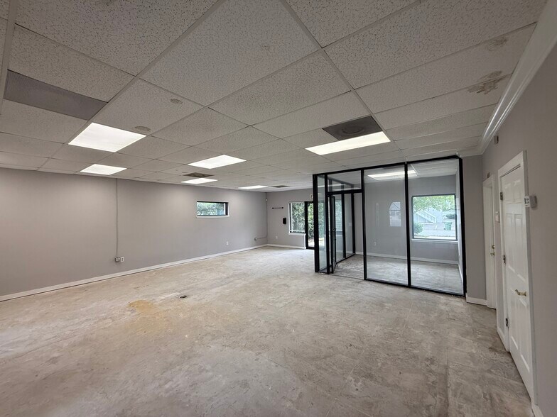 More Photos Of 2185-2187 3rd St S, Jacksonville Beach Office For Lease