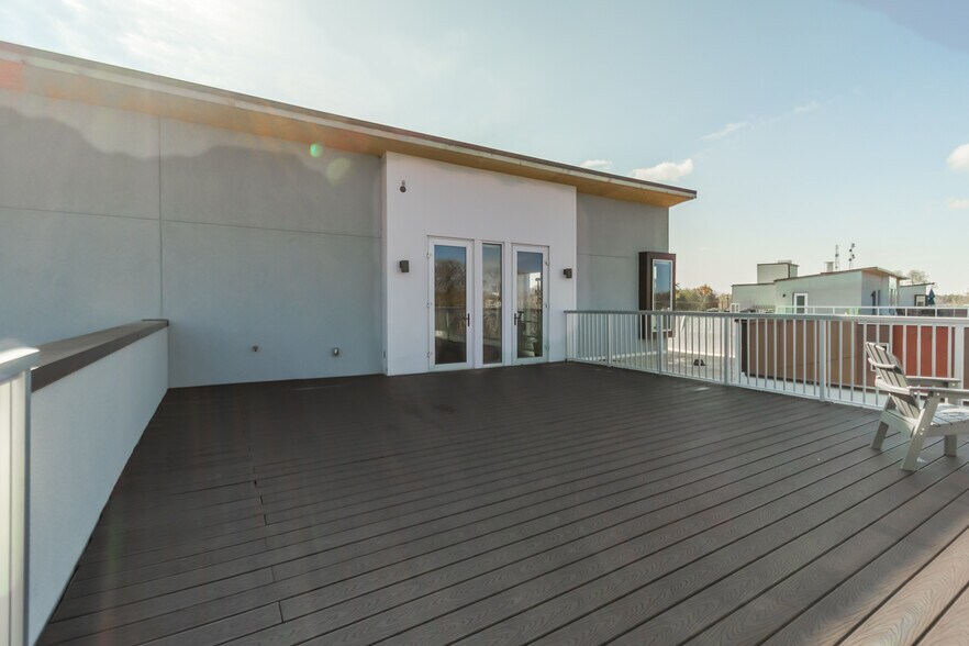 More Photos Of 119 E Lake Ave, Plymouth Apartments For Sale