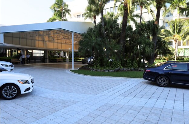 More Photos Of 44 Cocoanut Row, Palm Beach Medical For Sale