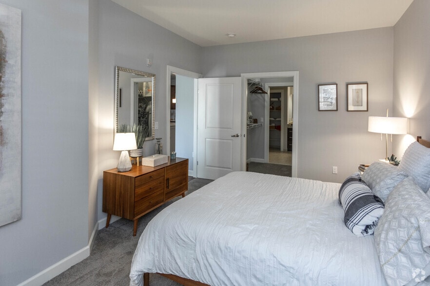 More Photos Of 1 Village Grn, Patchogue Apartments For Lease