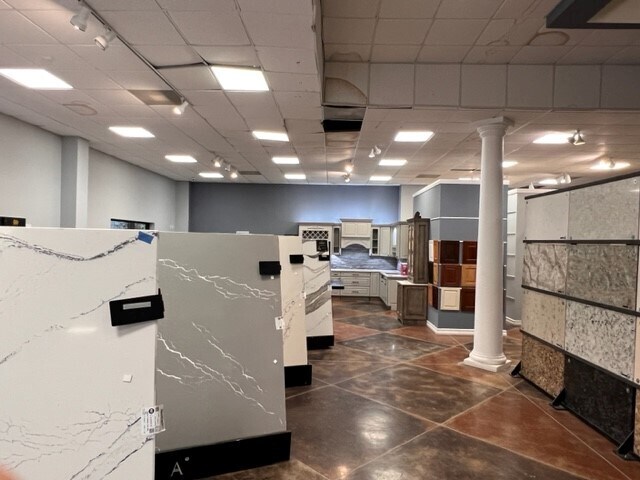 More Photos Of 1842 Gunn Hwy, Odessa Flex For Lease