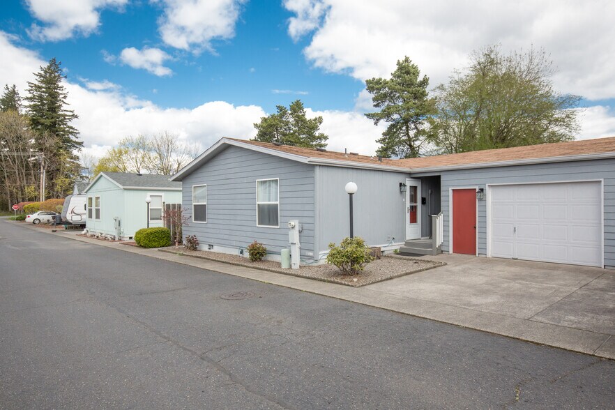 More Photos Of 23138-23160 NE Halsey St, Troutdale Manufactured Housing Mobile Home Park For Sale