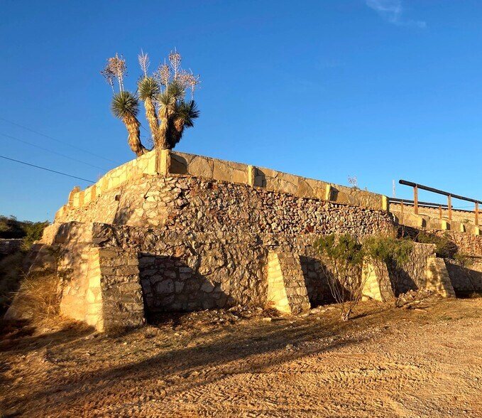 More Photos Of 1 Villa De La Mina rd, Terlingua Land For Sale
