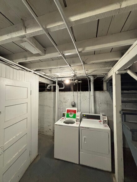 More Photos Of 322 Daisy Ave, Long Beach Apartments For Sale