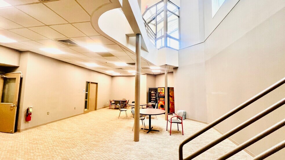 More Photos Of 561 Cranbury Rd, East Brunswick Medical For Sale