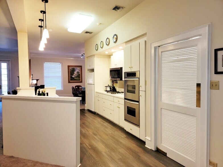 More Photos Of 520-524 Front St, Natchitoches Storefront Retail Residential For Sale