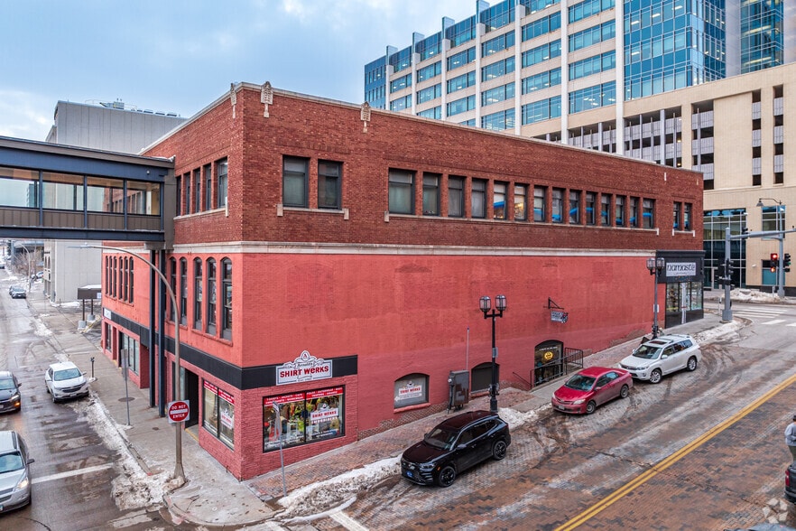 More Photos Of 400-408 W Superior St, Duluth Office For Lease