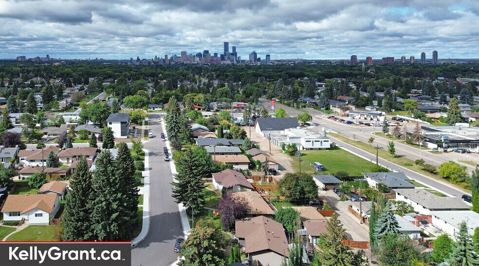 More Photos Of 9657 68A St NW, Edmonton Multifamily For Sale