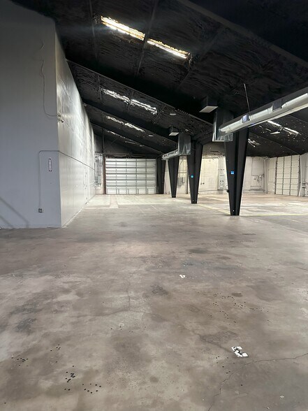 More Photos Of 1501 Magoffin Ave, El Paso Flex For Lease