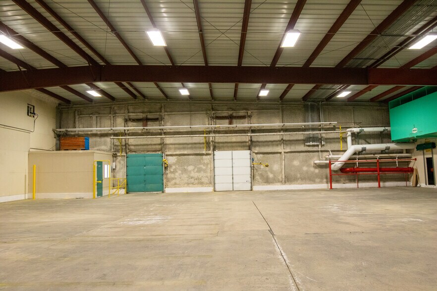 More Photos Of 77110 Harrison St, Thermal Refrigeration Cold Storage For Sale