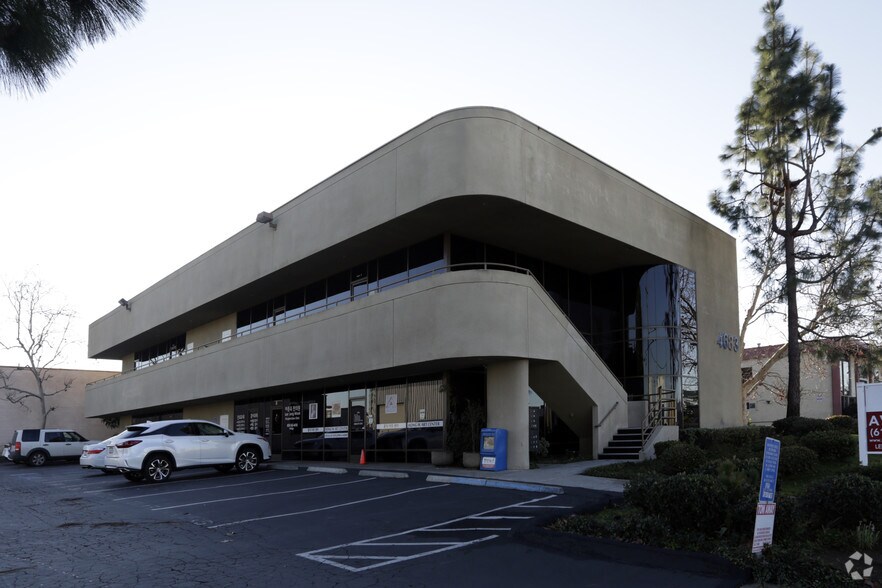 More Photos Of 4683 Mercury St, San Diego Loft Creative Space For Lease