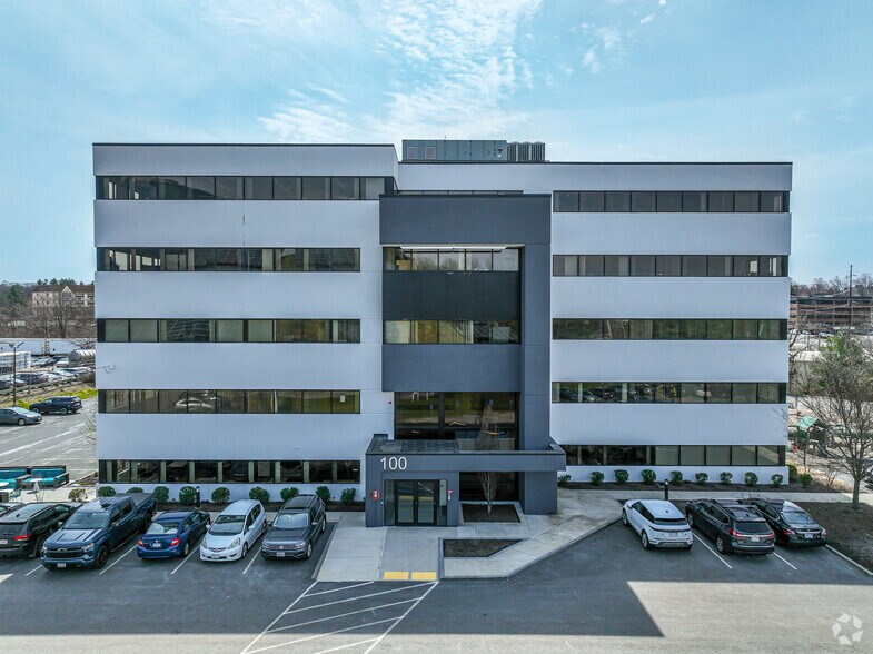 More Photos Of 100 Pennsylvania Ave, Framingham Office For Sale