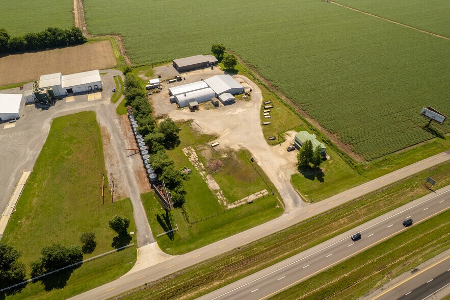 More Photos Of 2946 State Highway V, Matthews Warehouse For Sale