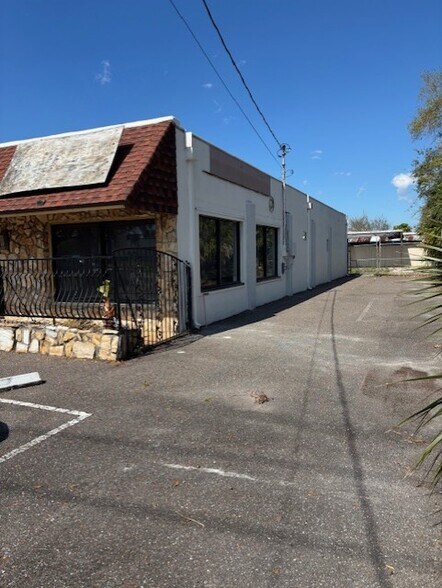 More Photos Of 2596 Nursery Rd, Clearwater Medical For Lease