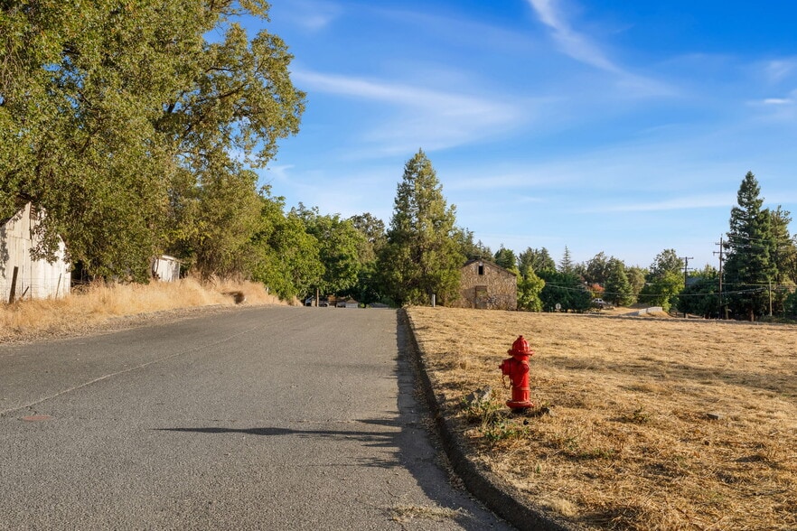 More Photos Of 425 Pleasant Valley Rd, Diamond Springs Land For Sale