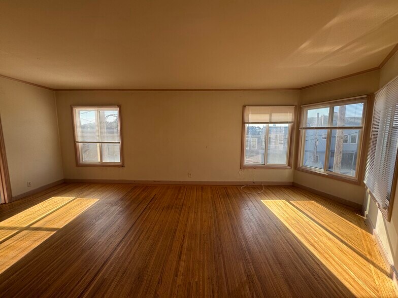 More Photos Of 729-731 Randolph St, San Francisco Storefront Retail Residential For Sale