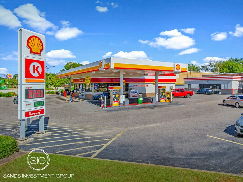 Primary Photo Of 751 Clearwater Largo Rd N, Largo Convenience Store For Sale