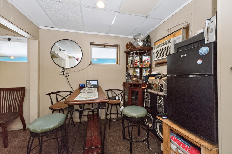 More Photos Of 41 Chestnut St, Amsterdam Storefront Retail Residential For Sale