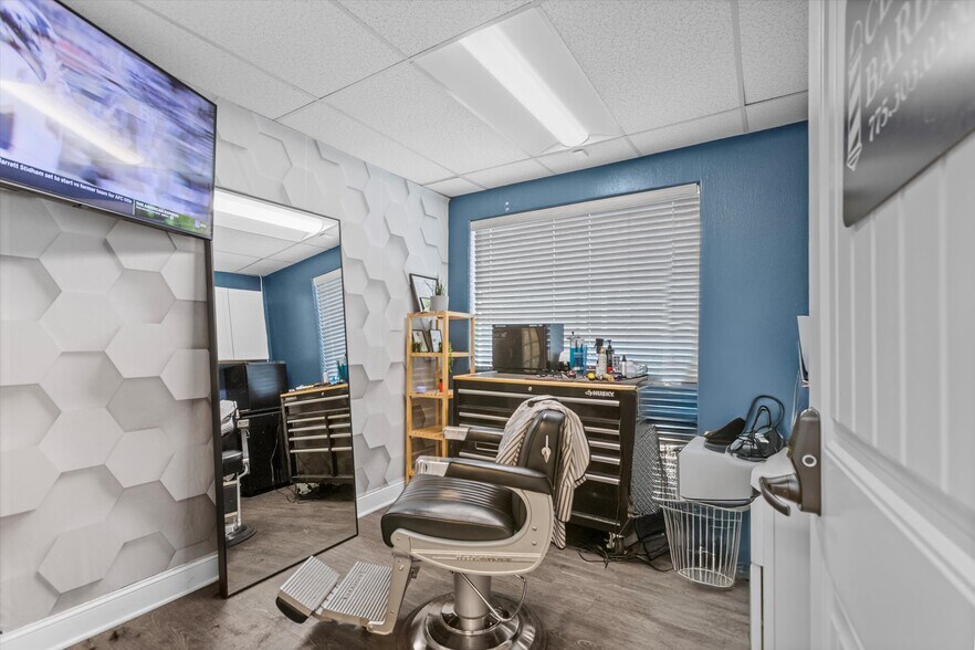 More Photos Of 123 Mt Rose St, Reno General Retail For Sale