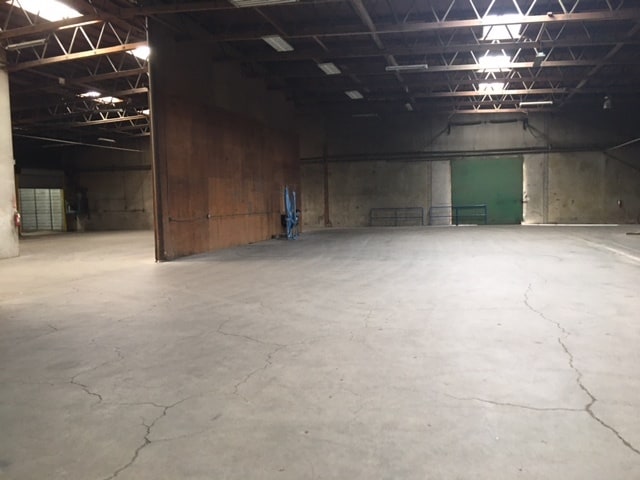 More Photos Of 32080 Old Highway 34, Tangent Industrial For Lease