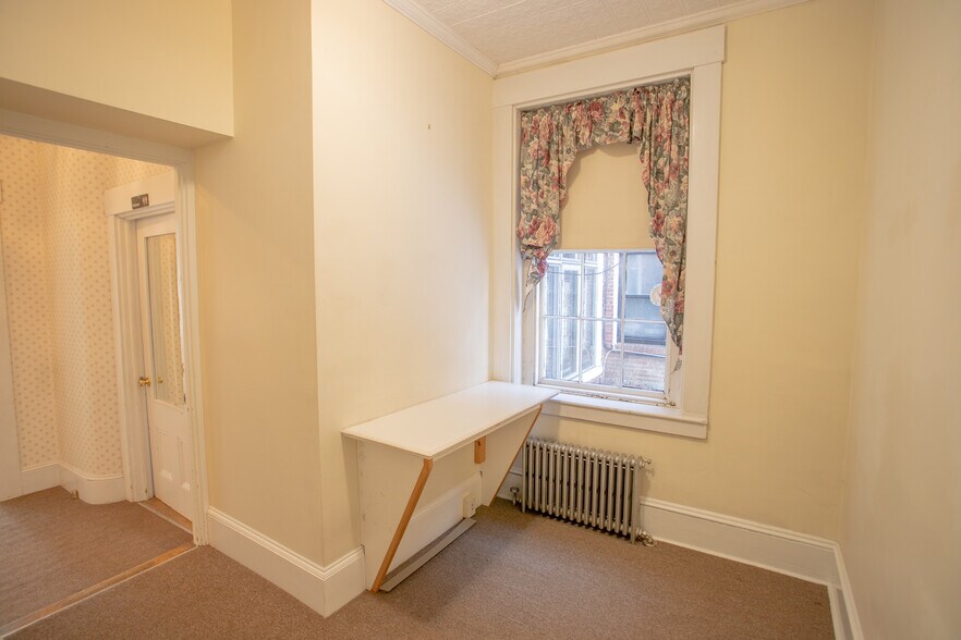 More Photos Of 77 Broadway, Bangor Apartments For Sale