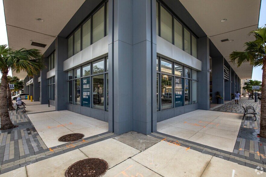 More Photos Of 501 E Kennedy Blvd, Tampa Office For Lease