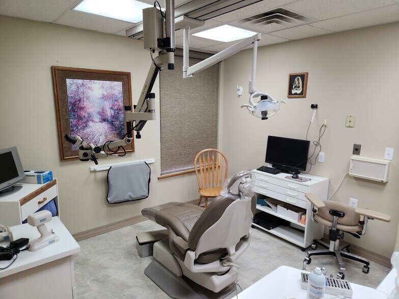 More Photos Of 1801 1st Ave, Longview Medical For Sale