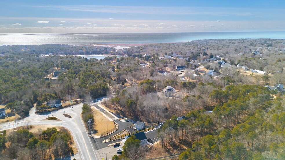 More Photos Of 31 Meetinghouse Rd, South Chatham Office For Sale