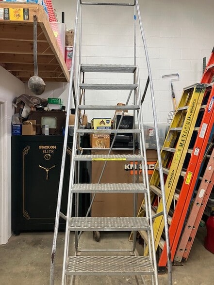 More Photos Of 2100-2118 Renard Ct, Annapolis Light Distribution For Sale