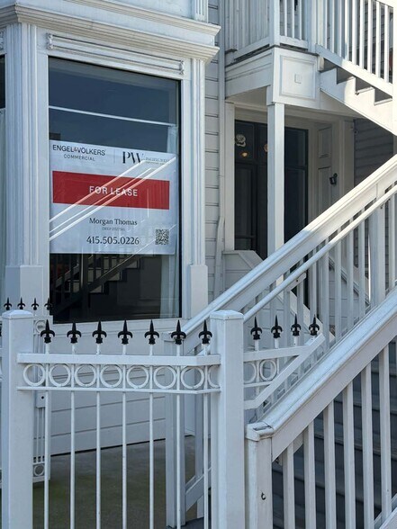 More Photos Of 582 Castro St, San Francisco Storefront Retail Office For Lease